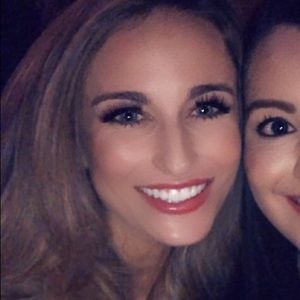 Meet your Posher, Charlsi